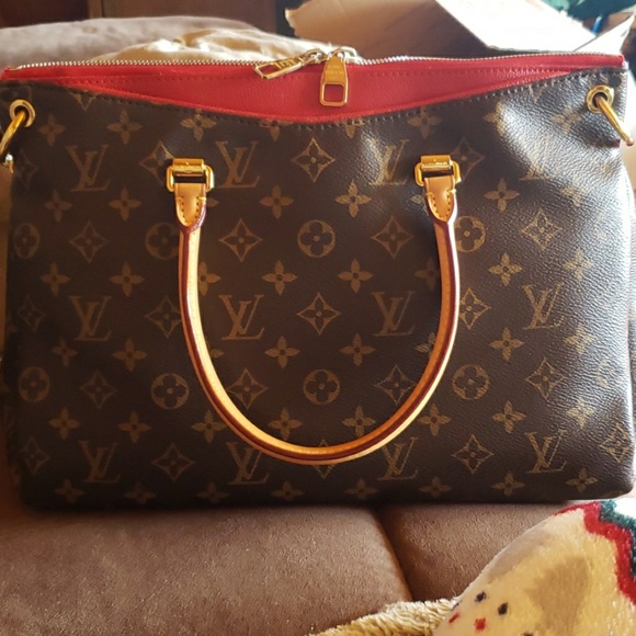 Louis Vuitton Handbags - LIKE NEW LV PALLAS MM NO STRAP TV higher